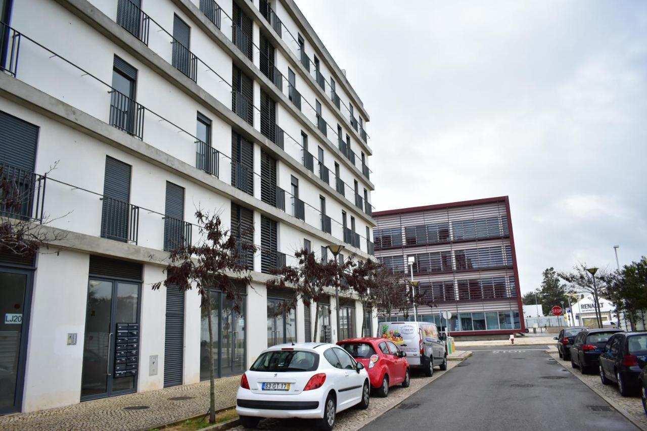 Bright Apartment Next To Main Avenue And Marina #1870 Lagos Luaran gambar